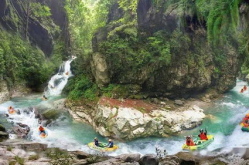 清远古龙峡小姐姐跳舞,魅力四溢