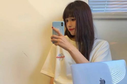 高质量女头像ins真人,展现独特魅力与时尚气息”