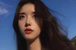 2022独特女微信头像,“2022年度独特女性微信头像潮流解析与创意推荐”