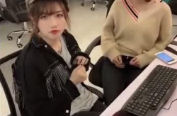 中午值班的小姐姐叫什么,揭秘中午值班小姐姐的温馨故事